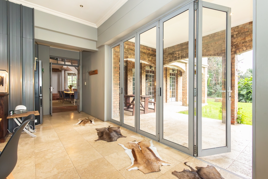 5 Bedroom Property for Sale in Vierlanden Western Cape